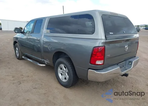 2010 Dodge Ram 1500 z USA, uszkodzony, nr VIN 1D7RB1GT2AF111719